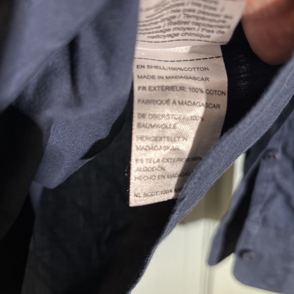 Untuckit Navy Blue Button Down Dress Shirt Sz Small - Picture 6 of 6